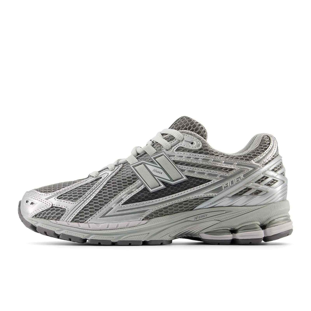 【 new balance 】 M1906REH 〜 1906R silver New Balance 1906R Harbor Grey Silver Metallic M1906REH Men's