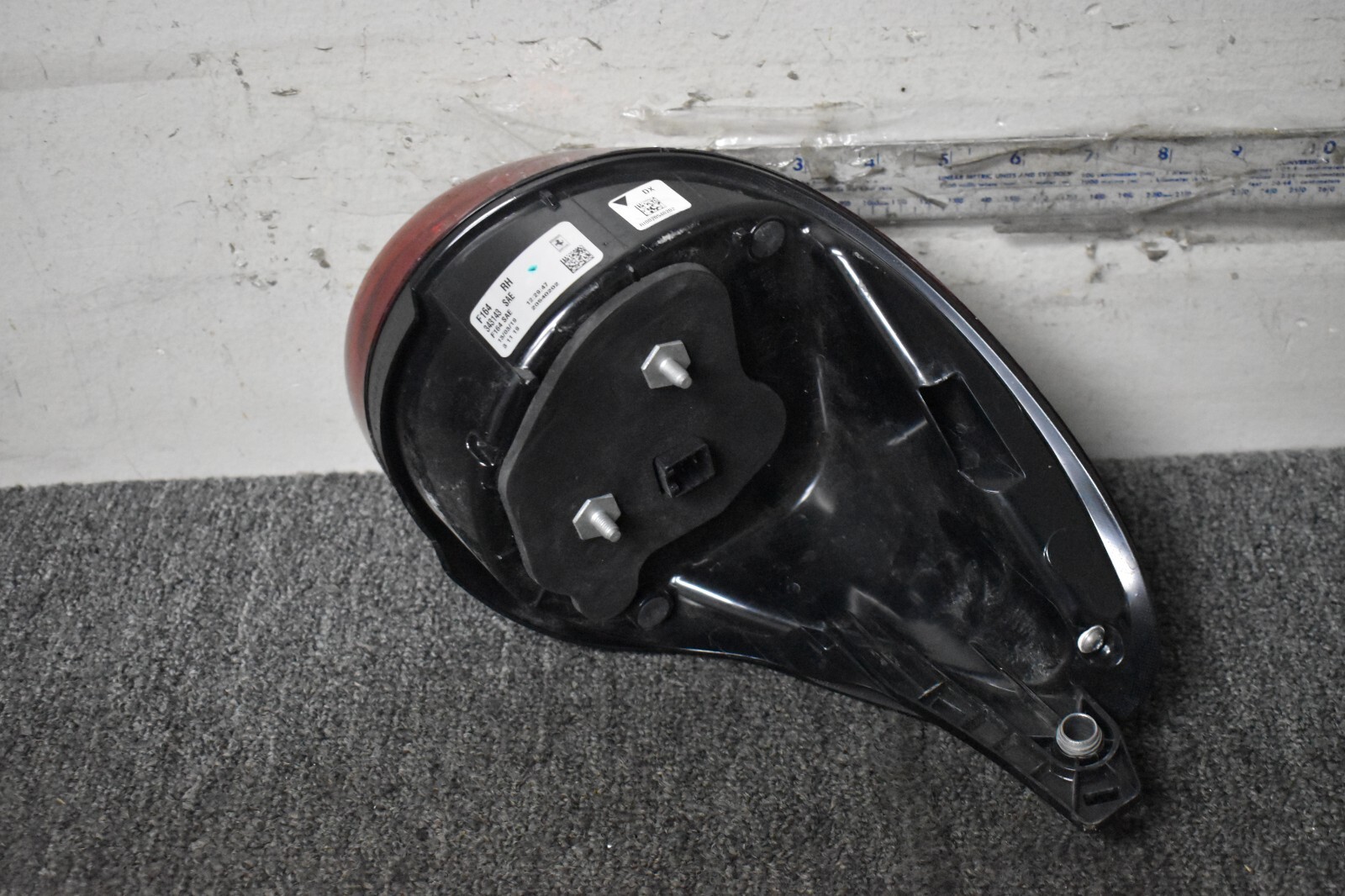 2017-2019 FERRARI PORTOFINO RIGHT SIDE TAIL LIGHT FACTORY OEM