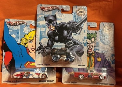 Hot Wheels 2011 DC Comics Real Riders Joker, Cat Woman Super Girl - Lot Of  3!
