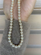 Akoya saltwater cultured Pearl beaded necklace 16” / 5.5mm Used