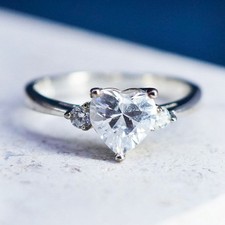 Size 6.25, Vintage Sterling 925 silver engagement ring, with heart Cz