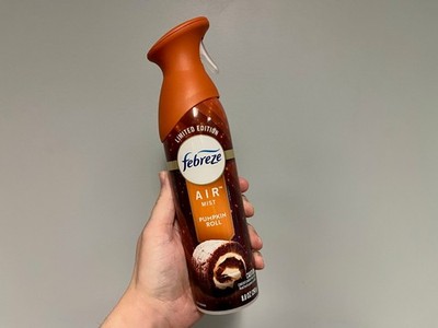 Febreze Limited Edition Pumpkin Roll Air Freshener