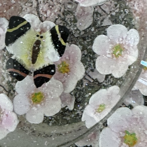 CoolSnowGlobes Schmetterling auf Ast Schneekugel Kirschblüten 4-7/8" hoch - Bild 2 von 13