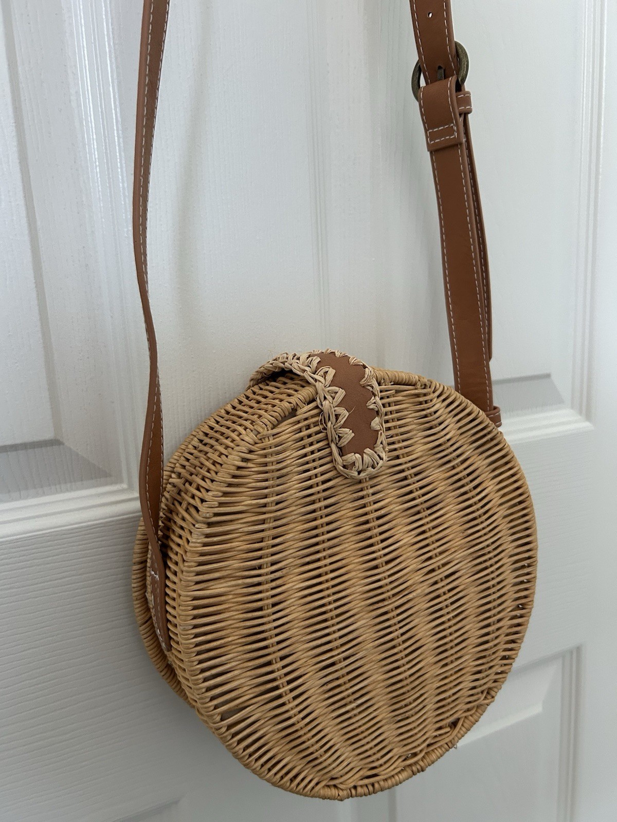 Target Universal Thread Circle Basket Crossbody B… - image 2