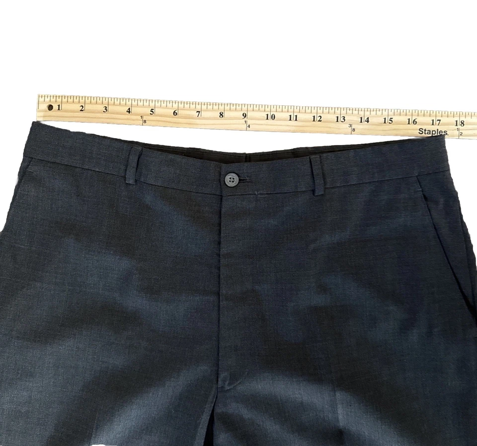 Calça social masculina Armani Collezioni cinza 100% lã 34x34 frente plana ajuste clássico - Imagem 2 de 4