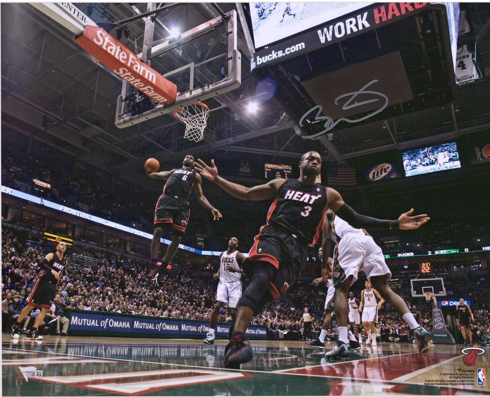 Dwyane Wade Miami Heat Signed 16x20 Alley-Oop to Lebron James Photograph