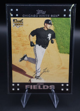 2007 Topps - Josh Fields Rookie Card - RC #292 White Sox. rookie card picture