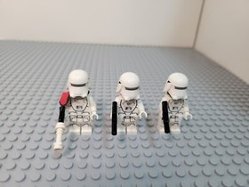 LEGO Star Wars (75100) First Order Snowspeeder 100% Complete