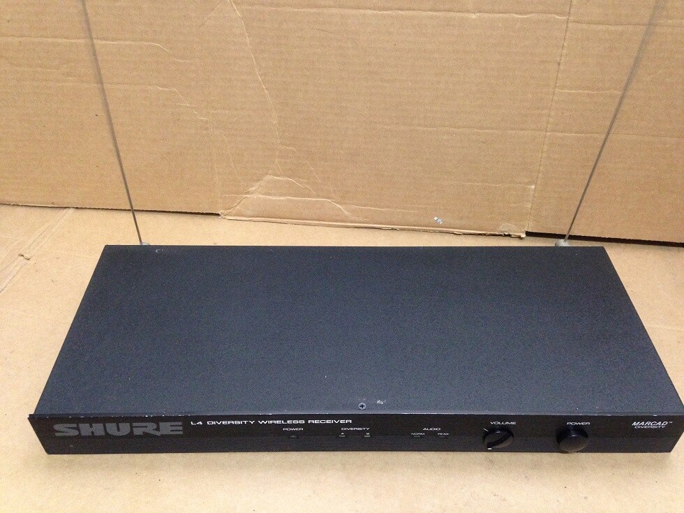 Shure Brothers L4-W 171-845 MHz Wireless Marcad Diversity Receiver
