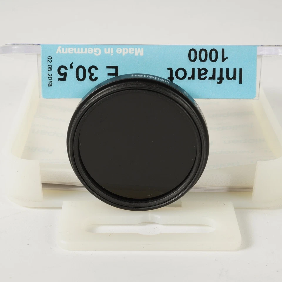 Heliopan E 30.5mm Infrared RG 1000 Filter - Image 3 of 4