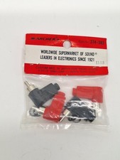 RadioShack Right Angle Solderless Phono Plugs 4Pack 274-383