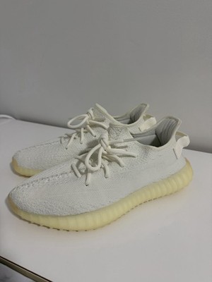 Yeezy Boost 350 V2 Cream White / Triple Size 9.5 New with box