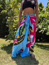 Hawaiian Design Turquoise Blue Hand Painted Plumeria Wraparound Pareo Sarong