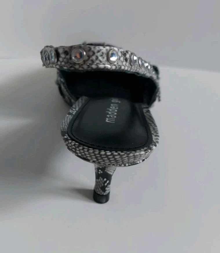 Tacón de gatito Madden Girl para mujer Krystall-R talla 6,5 Foto 4 de 4