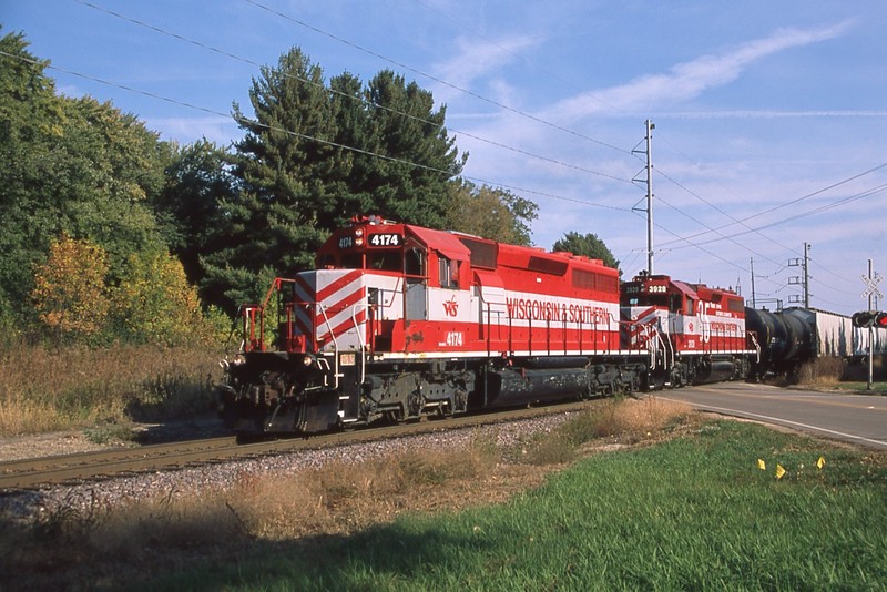 BN ORIG SLIDE WAMX WISCONSIN & SOUTHERN SD40-2 #4174+1 W/TRAIN ANDERSON WI 2024