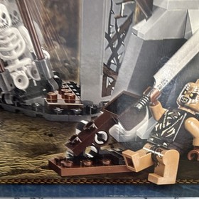 LEGO The Hobbit Dol Guldur Battle 79014 Complete Set 797 pcs Boxed Minifigs