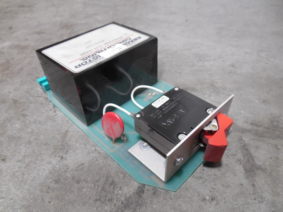 USED Dynamic Engineering D-984-058207 Power Supply Board - Image 2 of 4