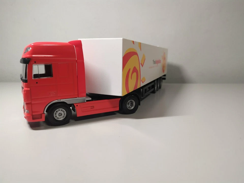 RARE JOAL 1:50 DAFXF 105 WITH TRAILER METAL DIE CAST -390 - Image 2 of 4