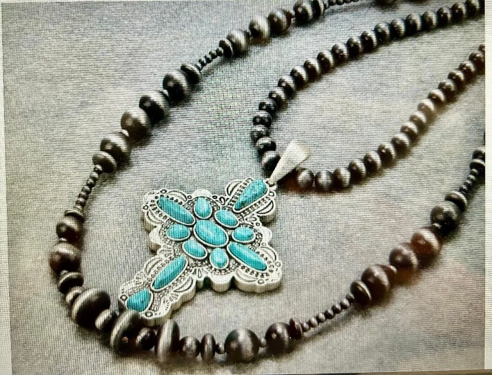 NUEVO Precioso Collar Cruz Turquesa 2 Hilos Perla Peltre Nuevo en el Mercado Foto 2 de 3