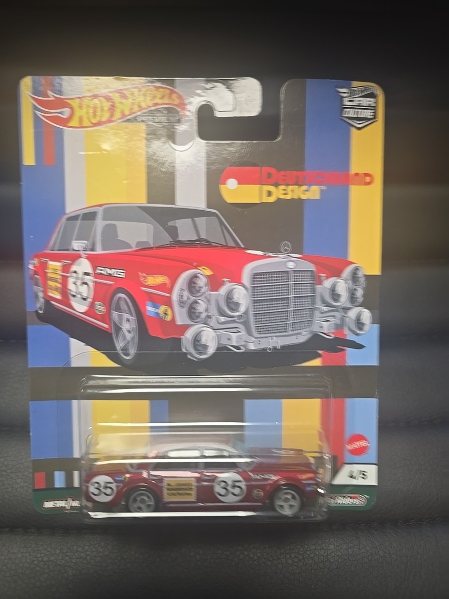 ミニカー MERCEDES-BENZ 300 SEL 6.8 1/18 Minichamps 1971 Mercedes-Benz 300 SEL 6.8 AMG (Silver