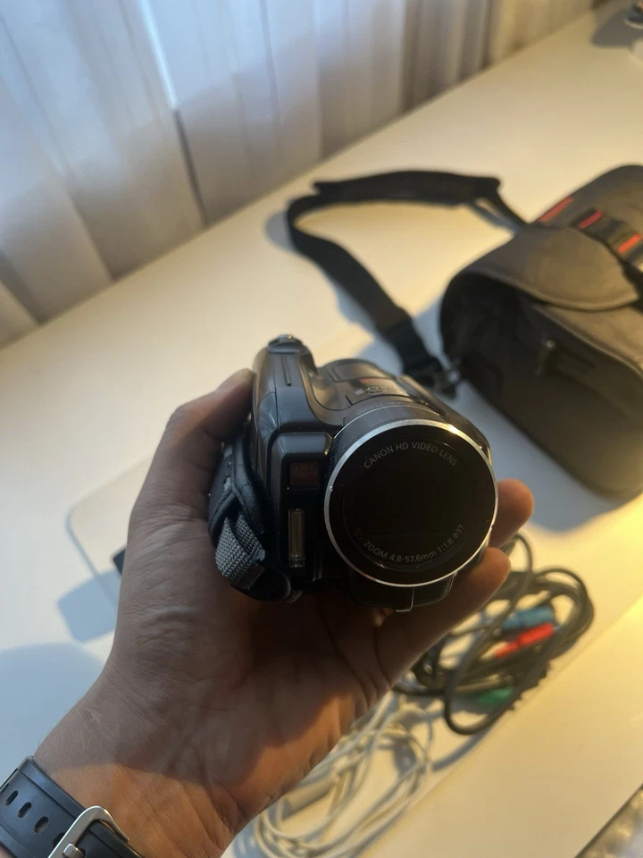 Canon HG20 Full HD Camcorder – Top Zustand + viel Zubehör - Bild 3 von 4