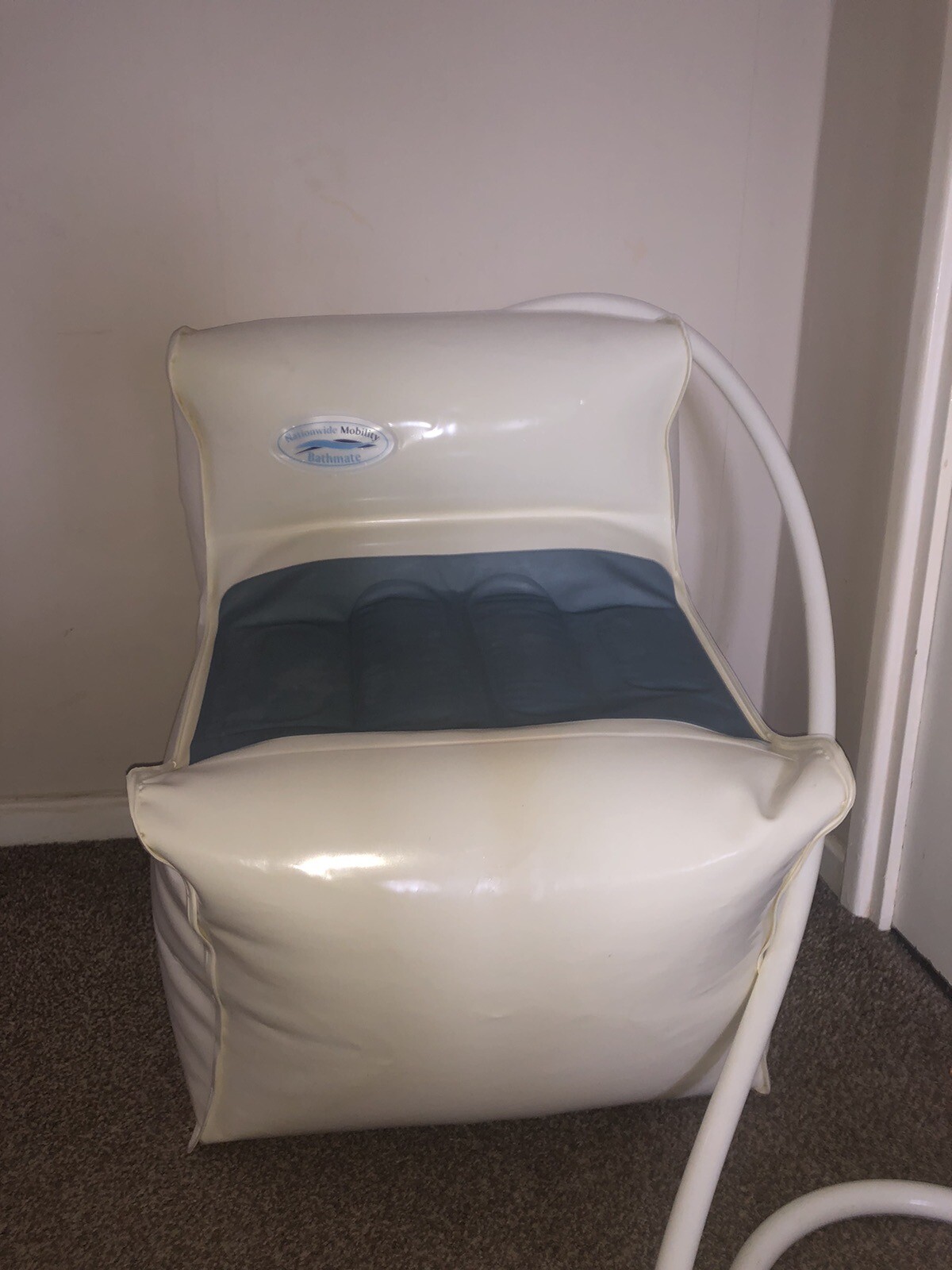 Bath Buddy Bathmate Inflatable Bath Seat/Lift Good Working Order
