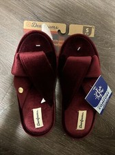 Dearfoams Women's Burgundy Memory Foam Slippers. Size S 5-6 .