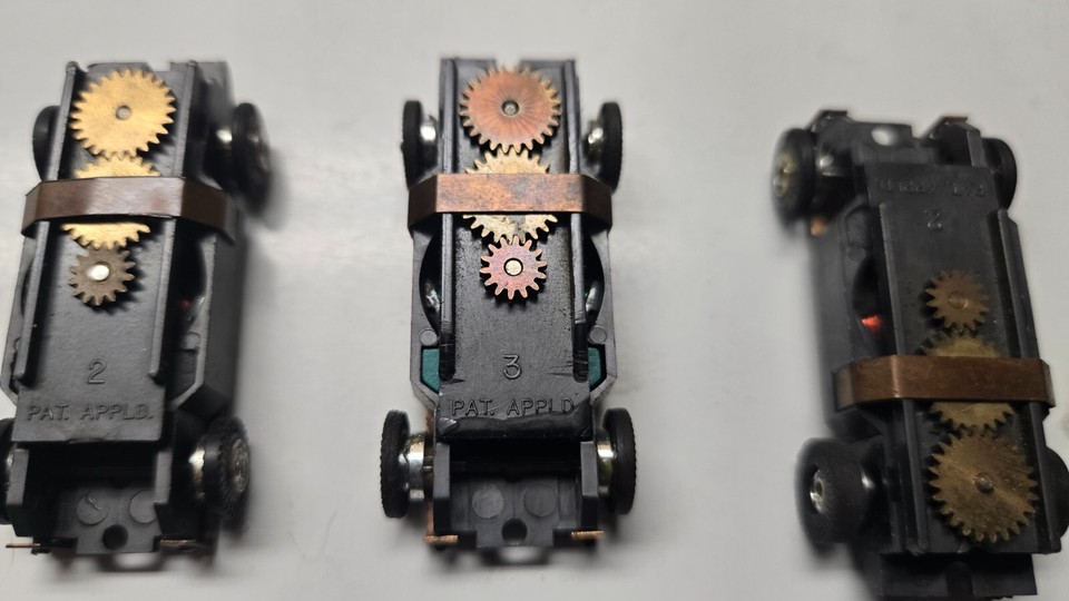 Aurora Thunderjet Solid Closed Rivet Chassis Lot of 3 HO Slot Car | eBay