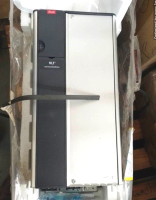 Danfoss 131F7140 Vlt FC301 40HP 30KW Pin: 3X380-480V FC-301-P30KT4E20H2 AC Drive
