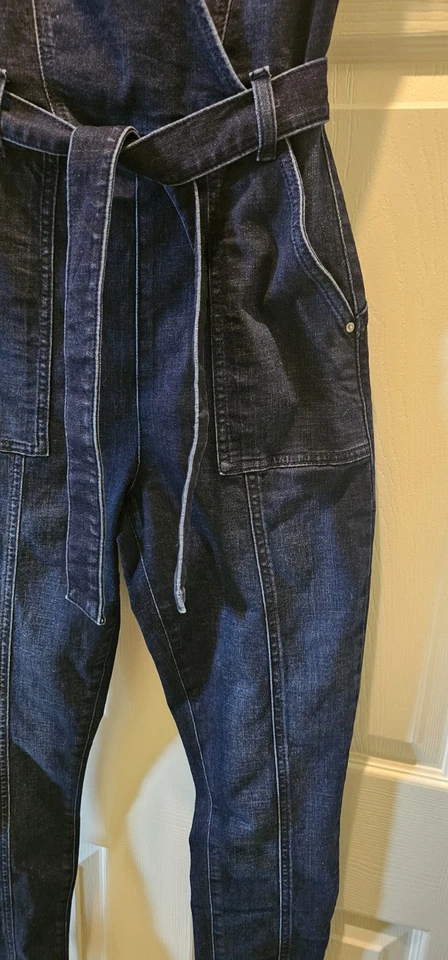 Mono vaquero índigo manga corta GUESS Leslie para mujer talla pequeña  Foto 4 de 4