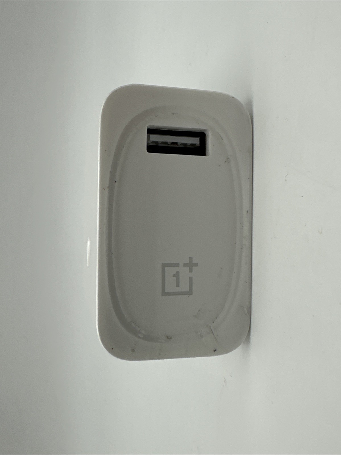 OnePlus Warp Charge 30W Power Adapter (US)