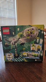 LEGO 7051 Alien Conquest Tripod Invader, New and Factory Sealed