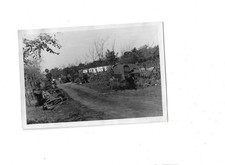Nr-58972 Foto  2,Wk  Deutsche Wehrmacht in Frankreich  zerst&ouml;rte Panzer tank
