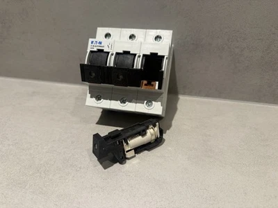 EATON Z-SLS/CEK63/3 Sicherungs-Lasttrennschalter Neozed D02 63A 3-polig - Bild 1 von 3