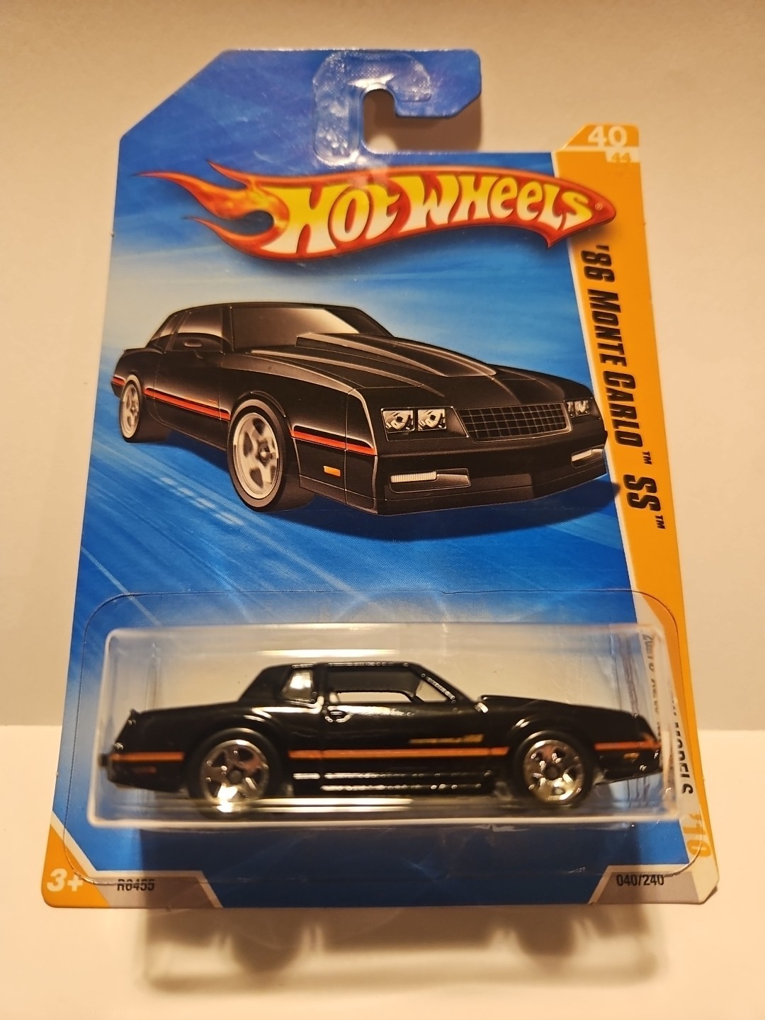 Hot Wheels '86 Monte Carlo SS 2010 New Models Black L77