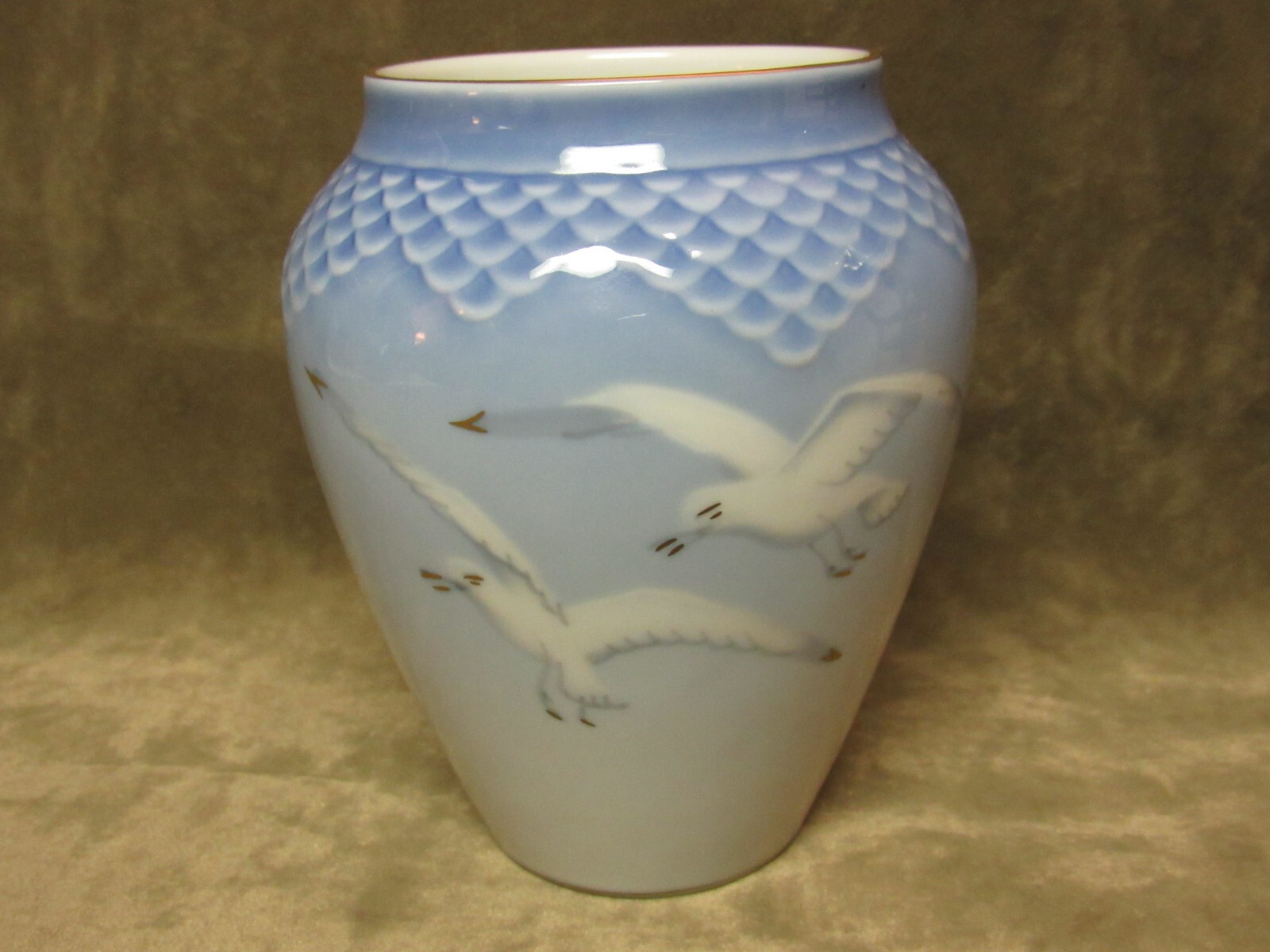 Vintage Bing Grondahl Porcelain Denmark Seagull Vase Danbury Mint Edition