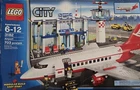 LEGO 3182 CITY Airport Vintage Airplane Pilot Classic 100% Complete NEW NO BOX