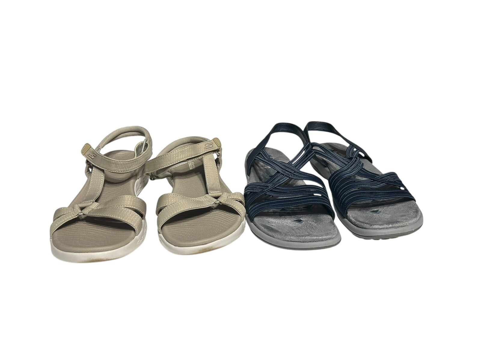 Lotto di 2 sandali donna Sketchers taglia 11 cinturino alla caviglia beige blu navy tappetino goga