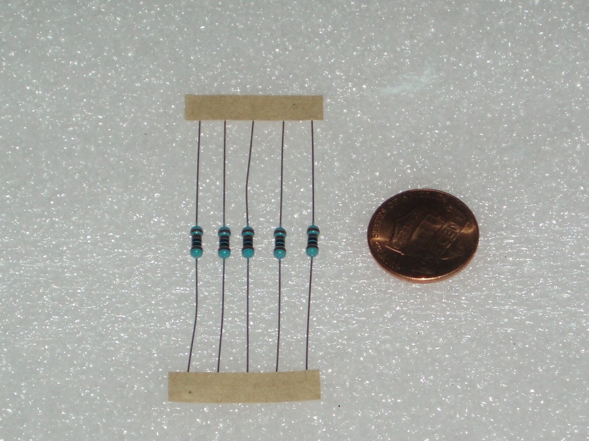 5 Résistances 6.80 Ohms - 1/4 Watt, Film Métallique, Tolérance 1% - Neuf