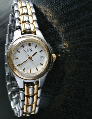 VINTAGE SWISS ESQ MOVADO DATE ELEGANT QUARTZ WOMEN display picture 1