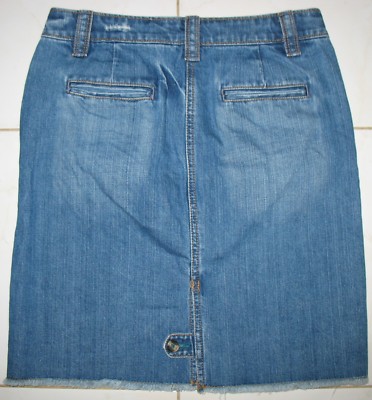OLD NAVY SIZE 100% COTTON DISTRESSED BLUE DENIM JEAN