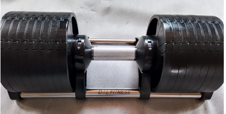 Pair Of Adjustable Dumbbells 32kg - 2 x 32kg PAIR(64kg total) TOTAL SOLID METAL - Image 3 of 4
