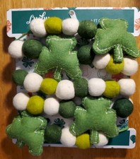 Lucky Lane St. Patrick's Day Irish Shamrocks    6ft Felted Wool Green Garland