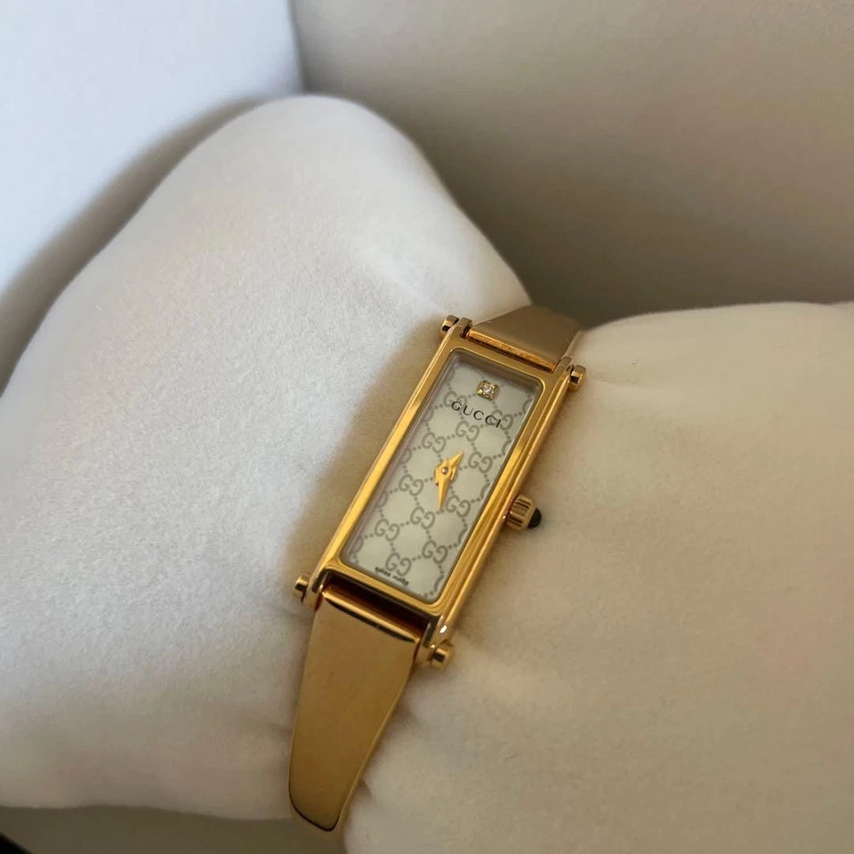 Reloj para mujer GUCCI 1500 oro rosa metal diamante esfera blanca logotipo YA015560 Foto 2 de 3