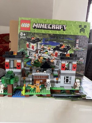 LEGO Minecraft The Fortress 21127 Set 984 Teile ab 8+ (Schachtel)