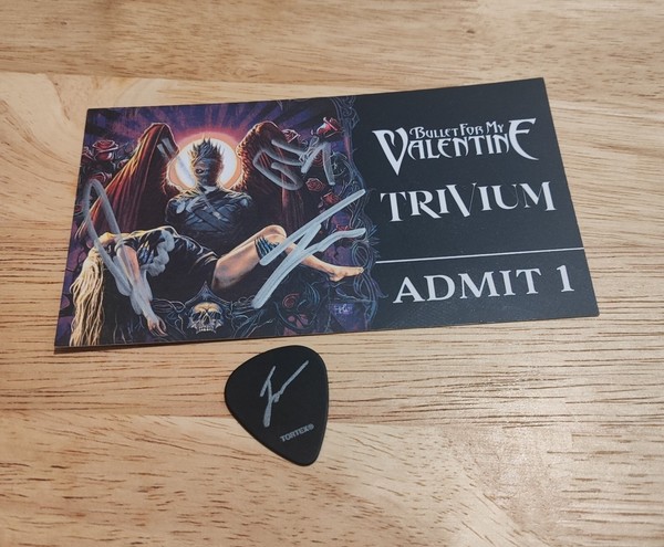 Entrada autografiada Bullet for my Valentine