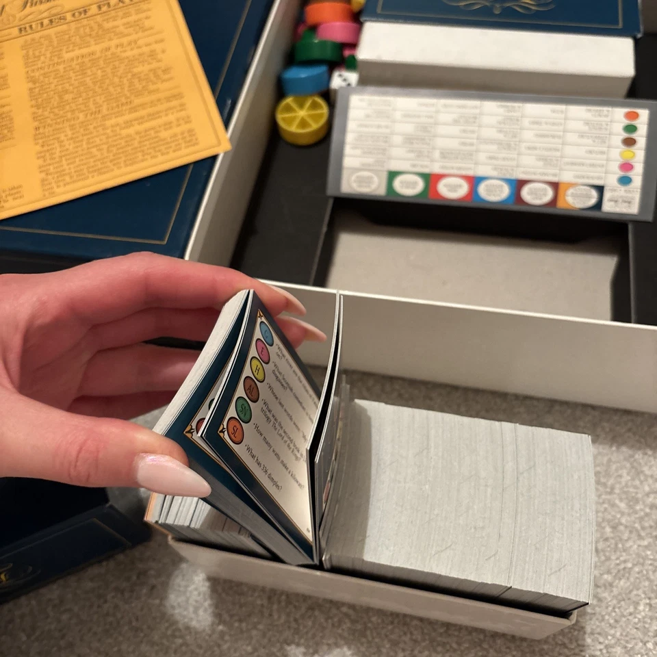 Trivial Pursuit Master Game Genus Edition 1983 - Parker Horn Abbot Complete - Image 4 of 4