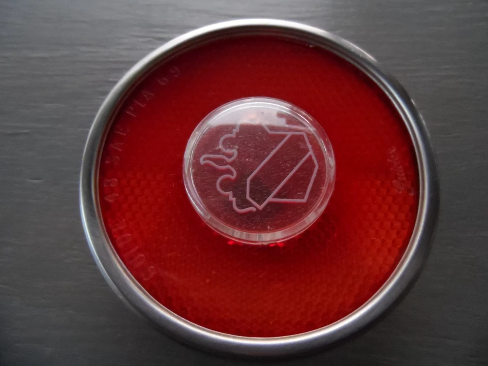 1969-70 BUICK ELECTRA 225  LIMITED REAR SIDE MARKER LAMP /LIGHT MINT ORIGINAL GM - Image 4 of 4