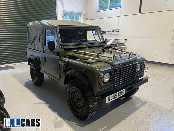 eBay - 2023 Land Rover Defender 90 WO...