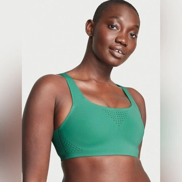 Featherweight Max Sports Bra